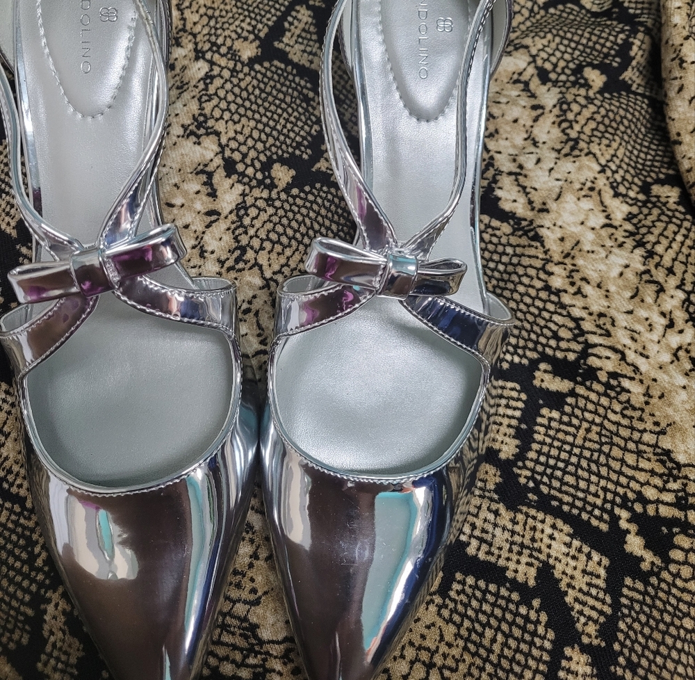 Bandolino Silver Heels with Glamorous Bow Detail